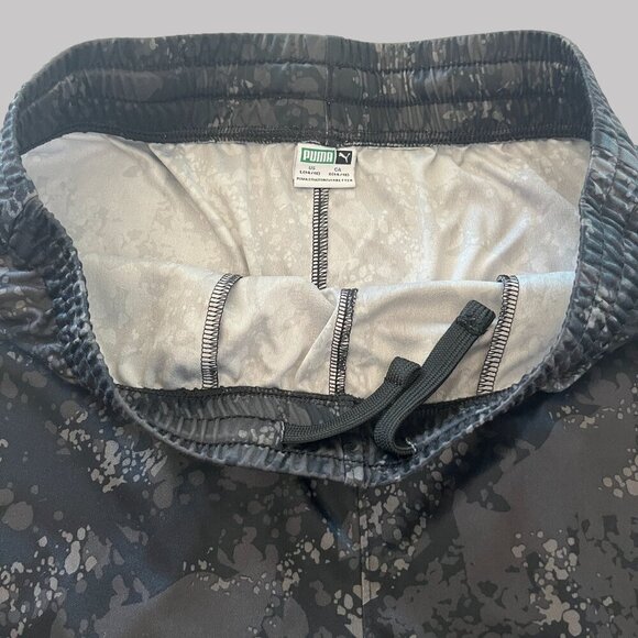 Puma Shorts Boys Large Black Spotted Paint All Over Print Drawstring Pockets - Picture 4 of 9